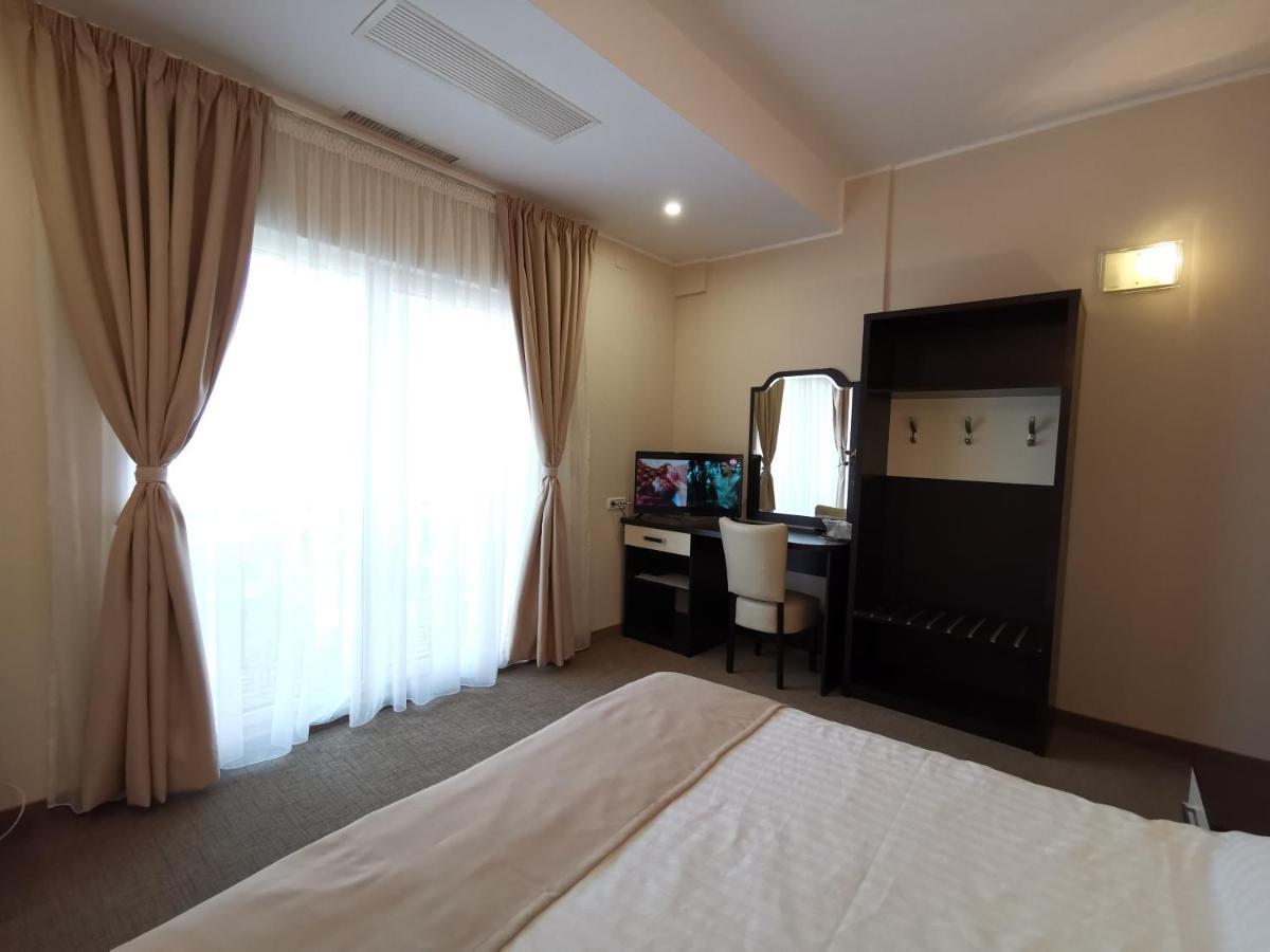 Hotel New Derby كونستانتا المظهر الخارجي الصورة